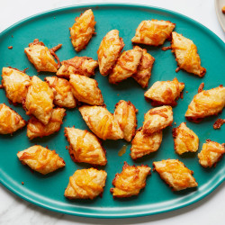 Kue Keju (cheese Cookies)