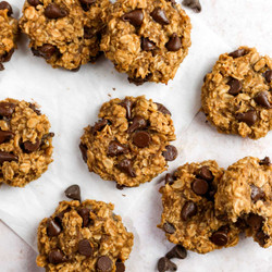Easy 4-ingredient Banana Oatmeal Cookies
