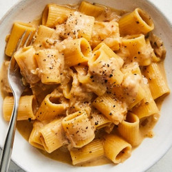 One-Pot French Onion Rigatoni