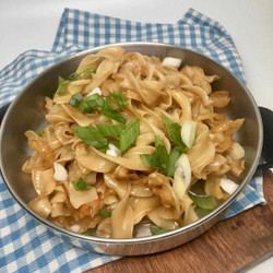 Favorite Garlic Noodles