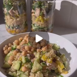 High Protein Herby Quinoa And Chicken Salad (meal Prep)