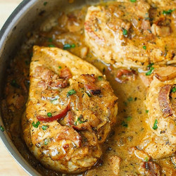 Chicken With Bacon Mustard Sauce