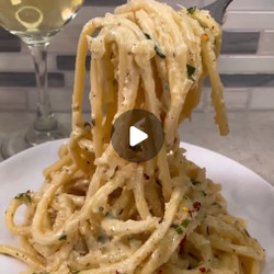 White Wine Garlic Butter Bucatini