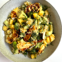 Quinoa, Mango, Avocado &amp; Halloumi Salad