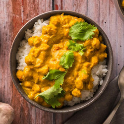 Creamy Chickpea Curry With Cashew Sauce 292 cal
