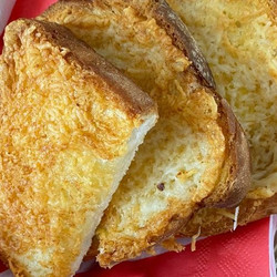 Sizzler Cheese Bread easy sides must