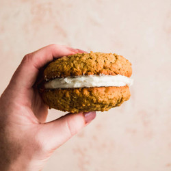 Gluten Free Oatmeal Cream Pies