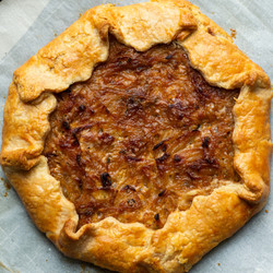 Sour Cream &amp; Caramelized Onion Galette