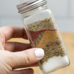 The Best Homemade Fajita Seasoning Recipe - Penzeys Copycat Spice Mix