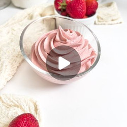 Strawberry Dessert With 4-ingredients