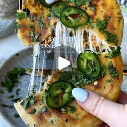 Spiced Chilli-cheese Tofu Flatbread