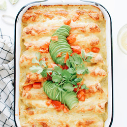 Slow Cooker Green Chicken Enchiladas