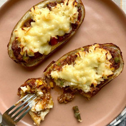 Shepherd’s Pie Stuffed Potatoes