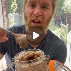 Chocolate Banana Overnight Oats