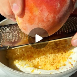 Frozen Peaches And Cream