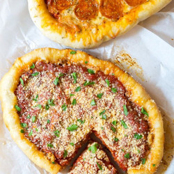 Crock Pot Deep Dish Pizza Recipe