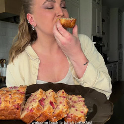 Strawberry Greek Yogurt Cake