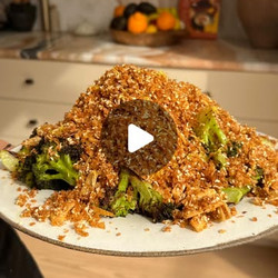 Roasted Broccoli With Garlic Sesame Breadcrumbs