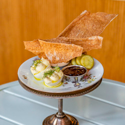 Nosh Plate