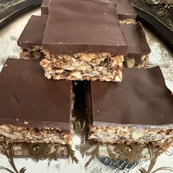 Coffee, Walnut, And Oat Slice