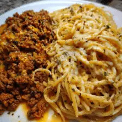 Cajun Ground Beef Linguine With Velveeta And Creamy Garlic Alfredo