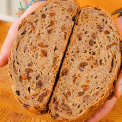 Cinnamon Raisin No-knead Bread