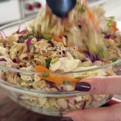 Ramen crunch salad