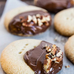 Keto Shortbread Cookies (vegan)