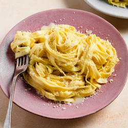 Fettuccine Alfredo