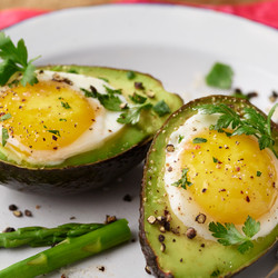 Dude’s Baked Avocado Eggs
