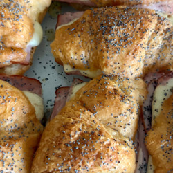 Croque Monsieur Croissant Breakfast Casserole