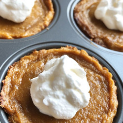 Low Carb Crustless Pumpkin Pie