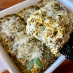 Chicken Pesto Lasagna Roll Ups
