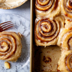 Easiest Cinnamon Rolls
