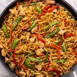 One Pot Chicken Chow Mein