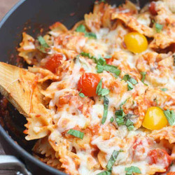 Chicken Mozzarella Pasta With Roasted Tomatoes
