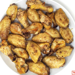 Baked Salt And Pepper Chicken Wings