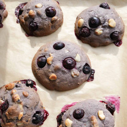 Blueberry White Chocolate Macadamia Cookies