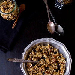 Quinoa Granola