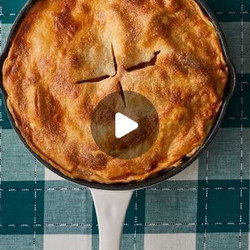 Apple Skillet Pie