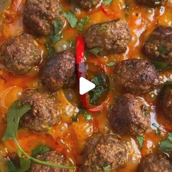 Thai Meatballs In Coconut Red Curry Sauce
