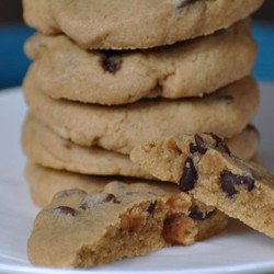 5-ingredient Easy Chocolate Chip Cookies