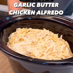 Garlic Butter Chicken Alfredo