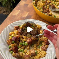 Cheesy Pea And Bacon Pasta