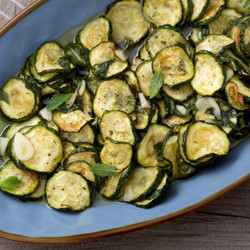 Zucchini With Mint And Vinegar