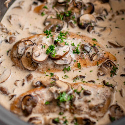 Slow Cooker Mushroom Chicken