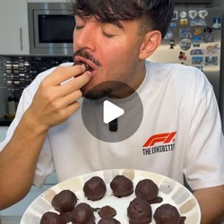 Healthy Date And Peanut Butter Chocolate Balls