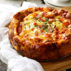 Cheese &amp; Bacon Breakfast Strata Cake (breakfast Casserole!)