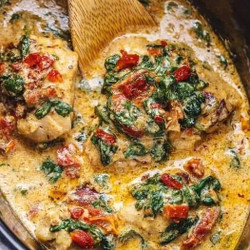 Crockpot Tuscan Chicken