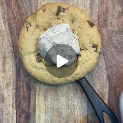 Single Serve Sourdough Discard Cookie!